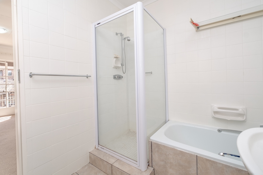 1 Bedroom Property for Sale in Bryanston Gauteng