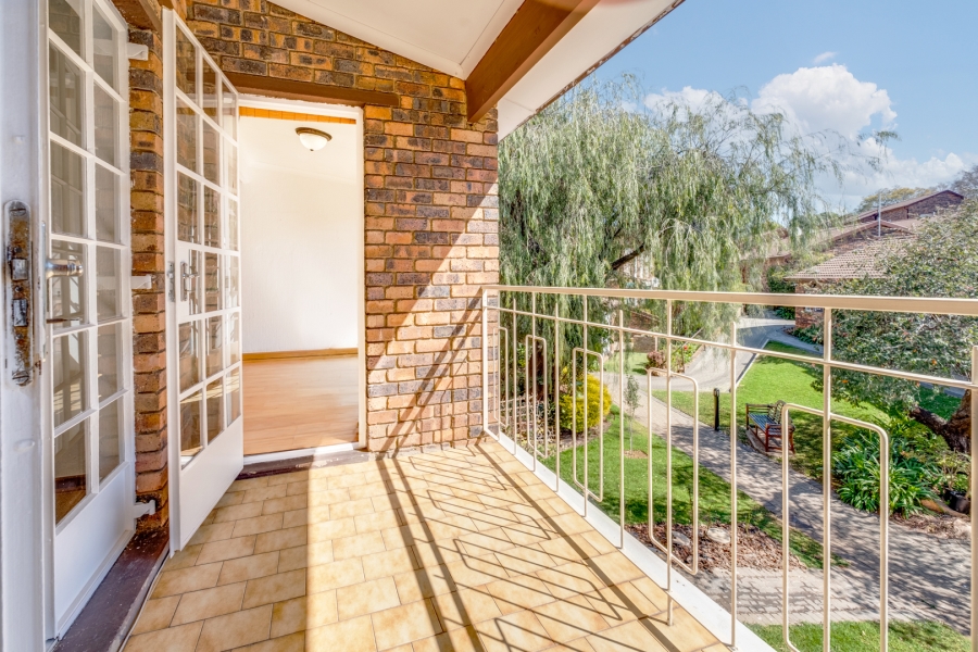 1 Bedroom Property for Sale in Bryanston Gauteng