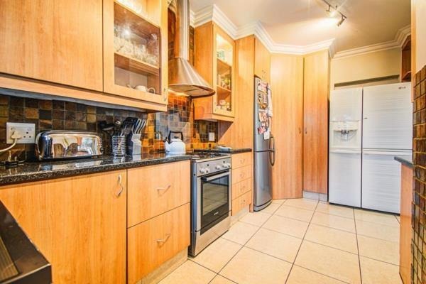 3 Bedroom Property for Sale in Greenstone Hill Gauteng