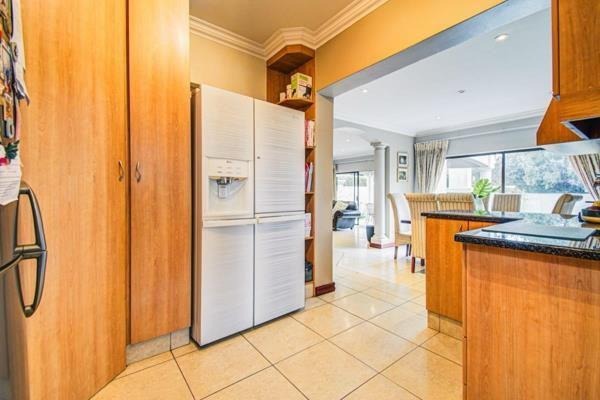 3 Bedroom Property for Sale in Greenstone Hill Gauteng