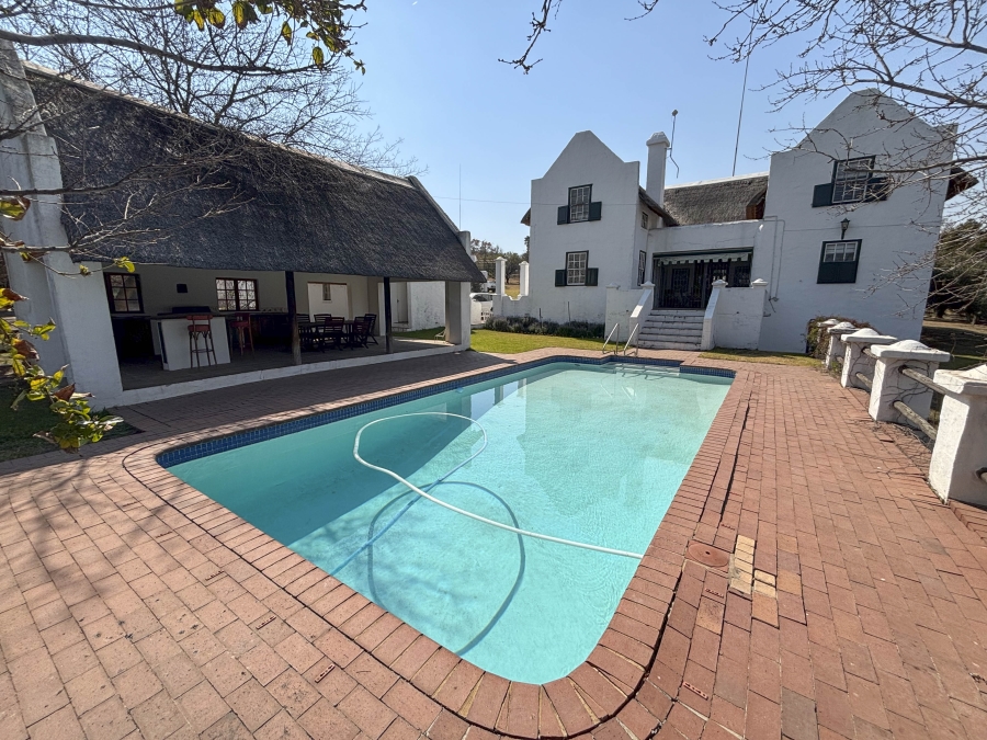 2 Bedroom Property for Sale in Carlswald Gauteng