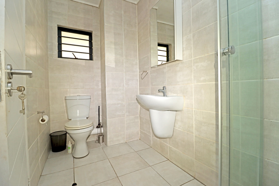 To Let 1 Bedroom Property for Rent in Linbro Park Gauteng