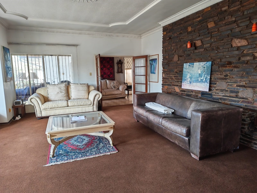 4 Bedroom Property for Sale in Glenhazel Gauteng
