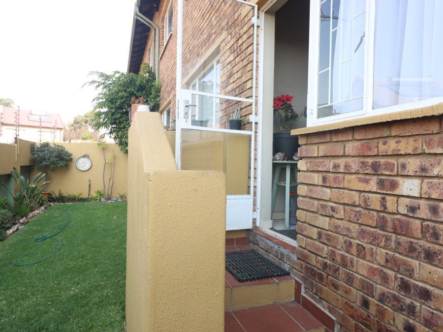 To Let 3 Bedroom Property for Rent in Terenure Gauteng