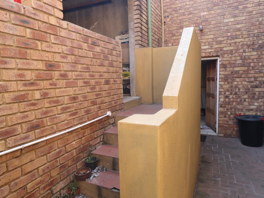 To Let 3 Bedroom Property for Rent in Terenure Gauteng