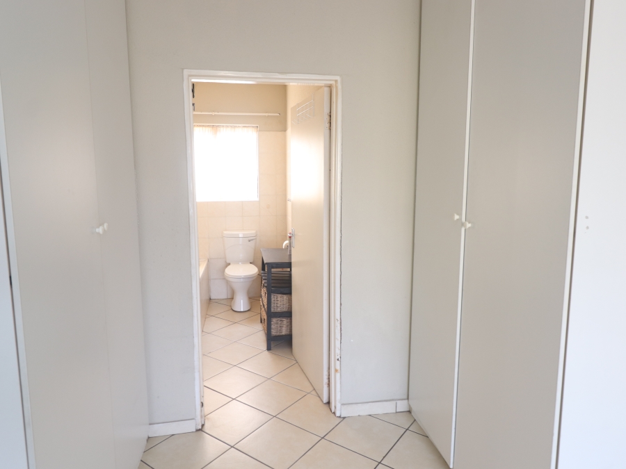 To Let 3 Bedroom Property for Rent in Terenure Gauteng