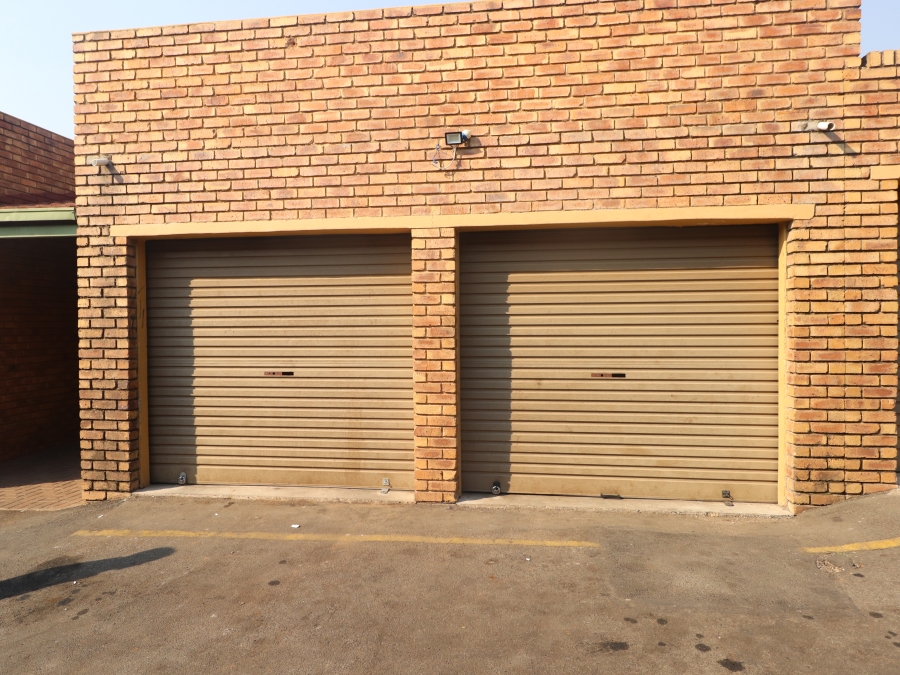 To Let 3 Bedroom Property for Rent in Terenure Gauteng