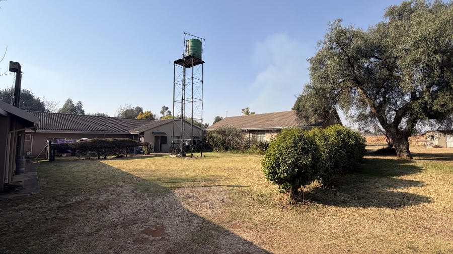 6 Bedroom Property for Sale in Benoni AH Gauteng