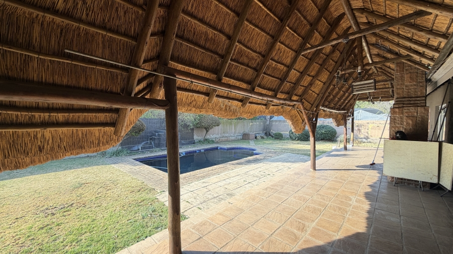6 Bedroom Property for Sale in Benoni AH Gauteng