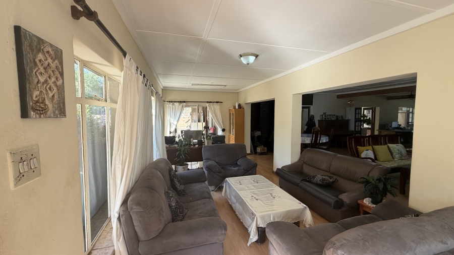 6 Bedroom Property for Sale in Benoni AH Gauteng