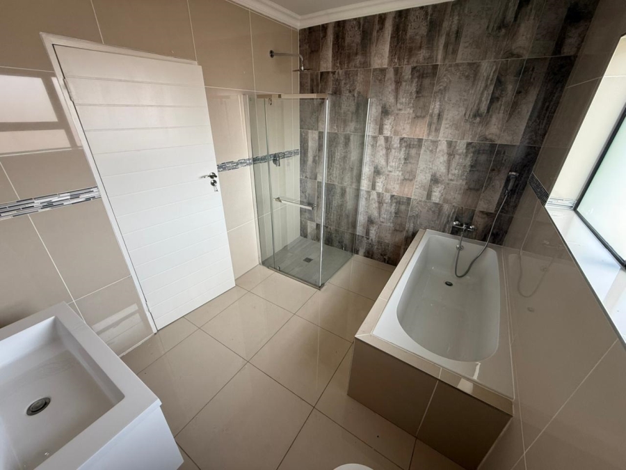 To Let 4 Bedroom Property for Rent in Comet Gauteng
