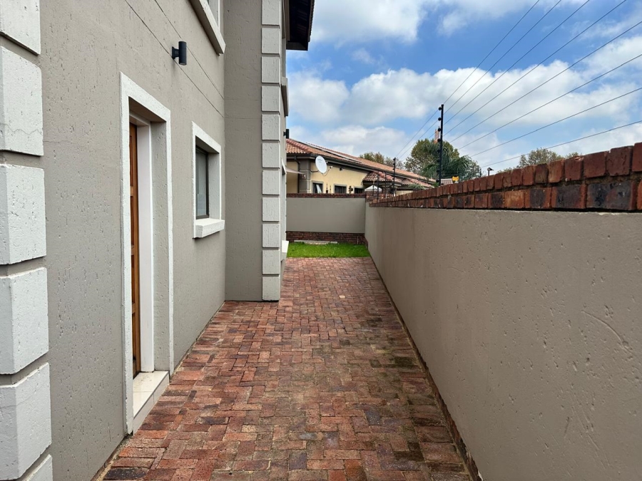 To Let 4 Bedroom Property for Rent in Comet Gauteng