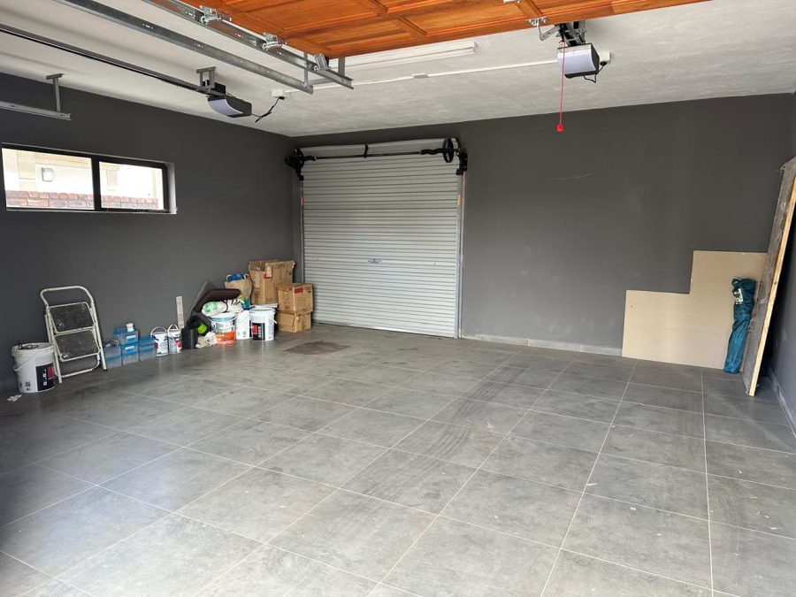 To Let 4 Bedroom Property for Rent in Comet Gauteng