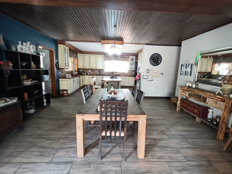 To Let 3 Bedroom Property for Rent in Flora Gardens Gauteng
