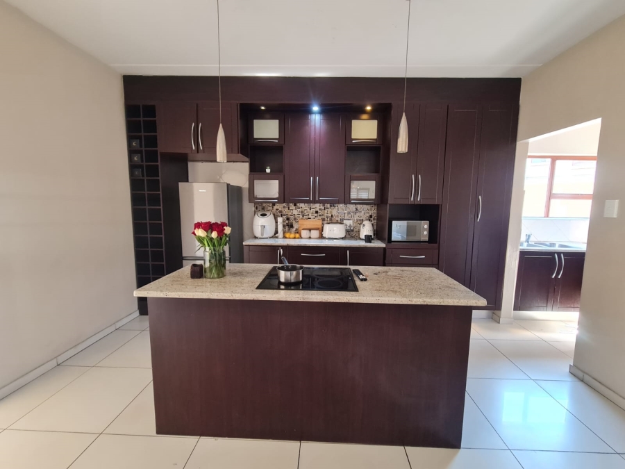 3 Bedroom Property for Sale in Vanderbijlpark SE 8 Gauteng