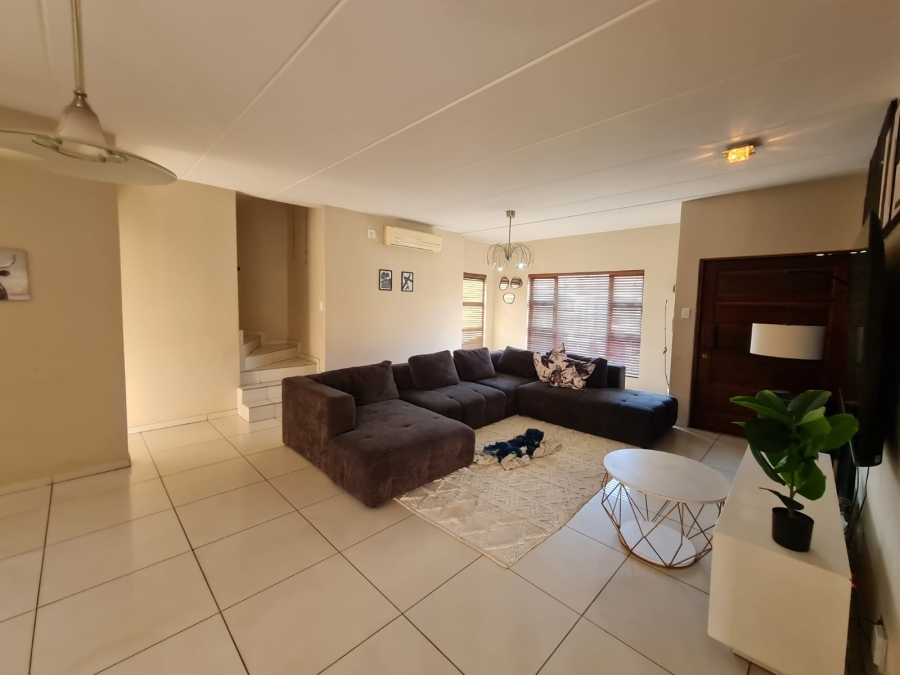 3 Bedroom Property for Sale in Vanderbijlpark SE 8 Gauteng
