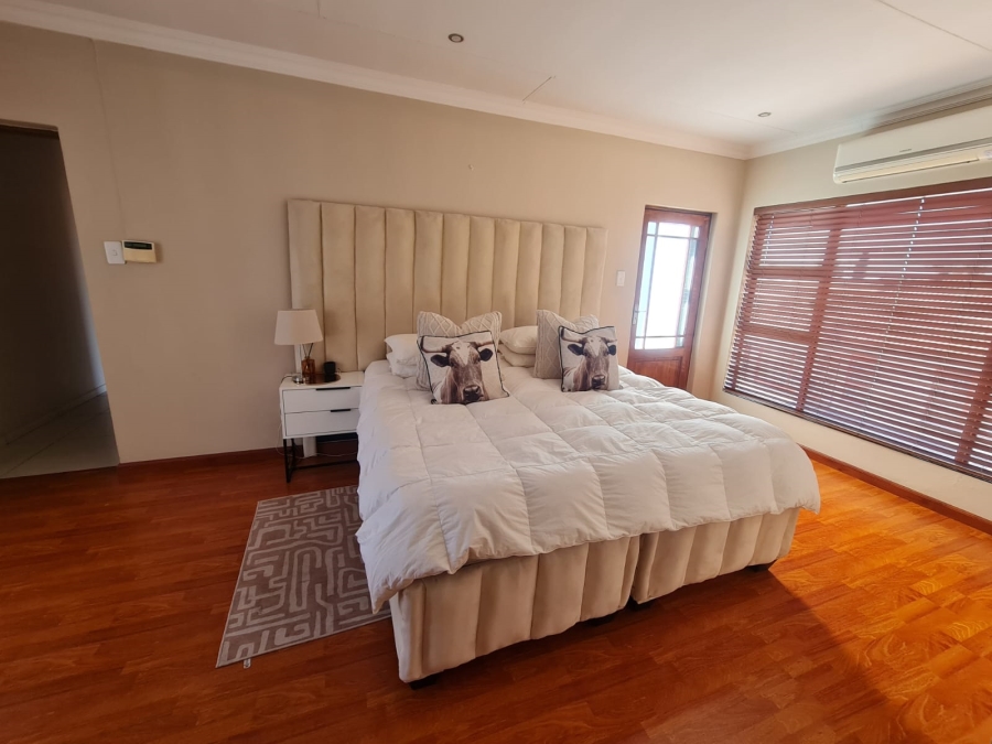 3 Bedroom Property for Sale in Vanderbijlpark SE 8 Gauteng