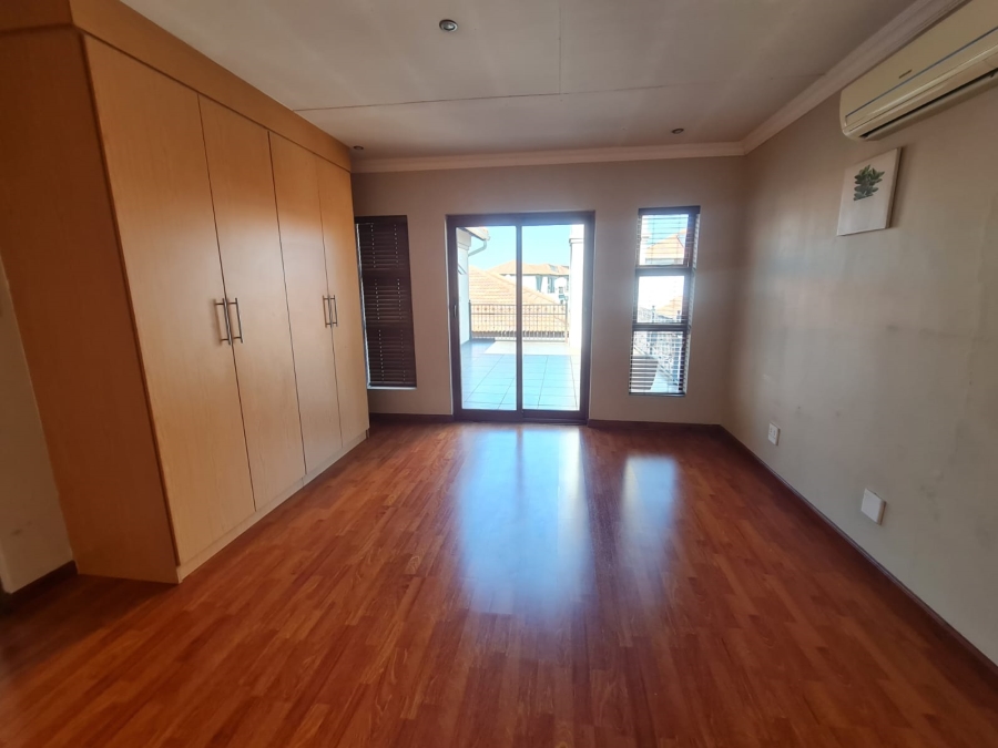 3 Bedroom Property for Sale in Vanderbijlpark SE 8 Gauteng