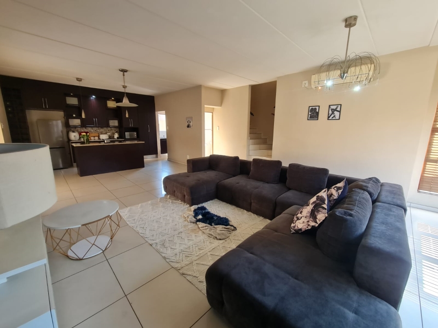 3 Bedroom Property for Sale in Vanderbijlpark SE 8 Gauteng