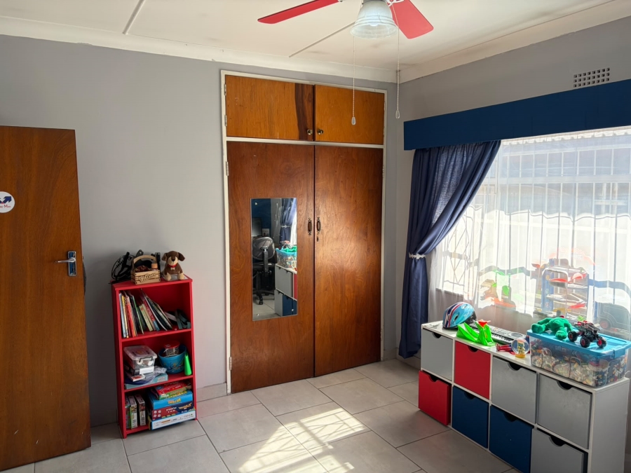3 Bedroom Property for Sale in Rothdene Gauteng