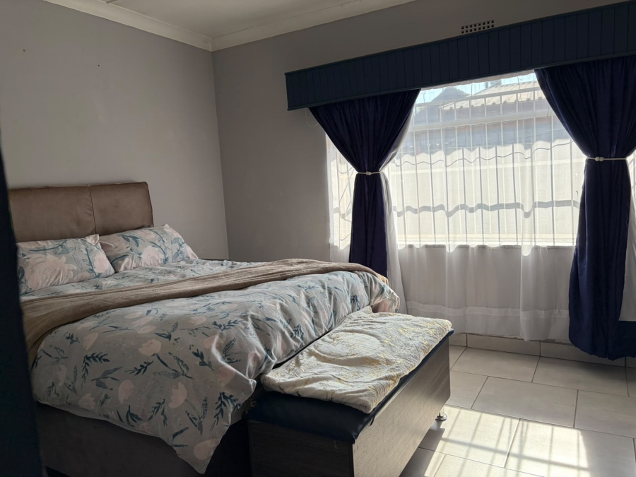 3 Bedroom Property for Sale in Rothdene Gauteng