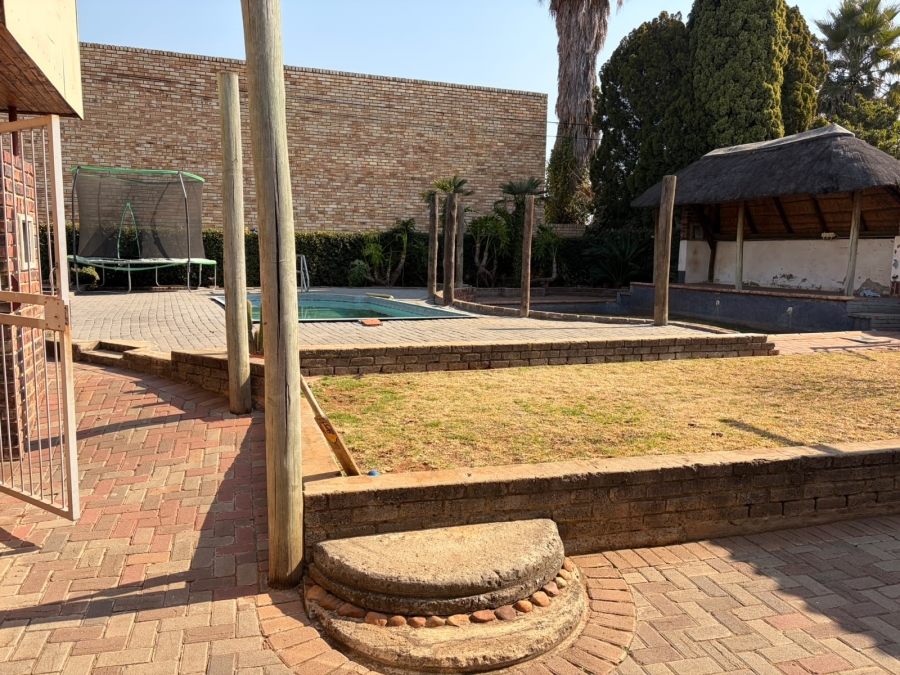 3 Bedroom Property for Sale in Rothdene Gauteng