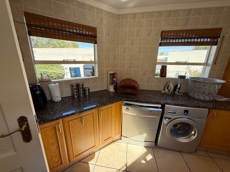 To Let 3 Bedroom Property for Rent in Vanderbijlpark SE 4 Gauteng