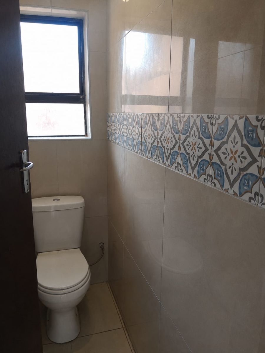 4 Bedroom Property for Sale in Sebokeng Zone 10 Gauteng