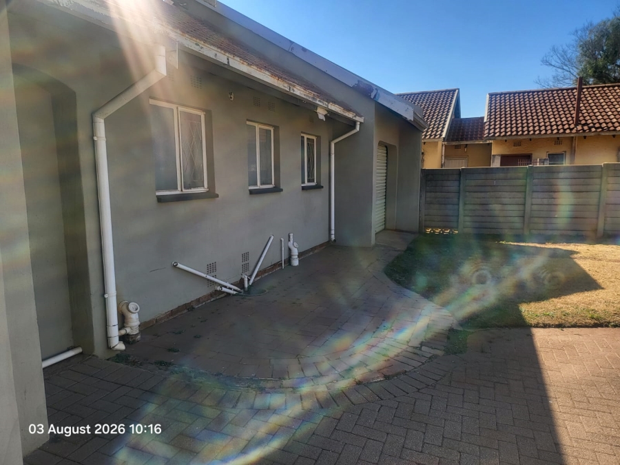 3 Bedroom Property for Sale in Petersfield Gauteng