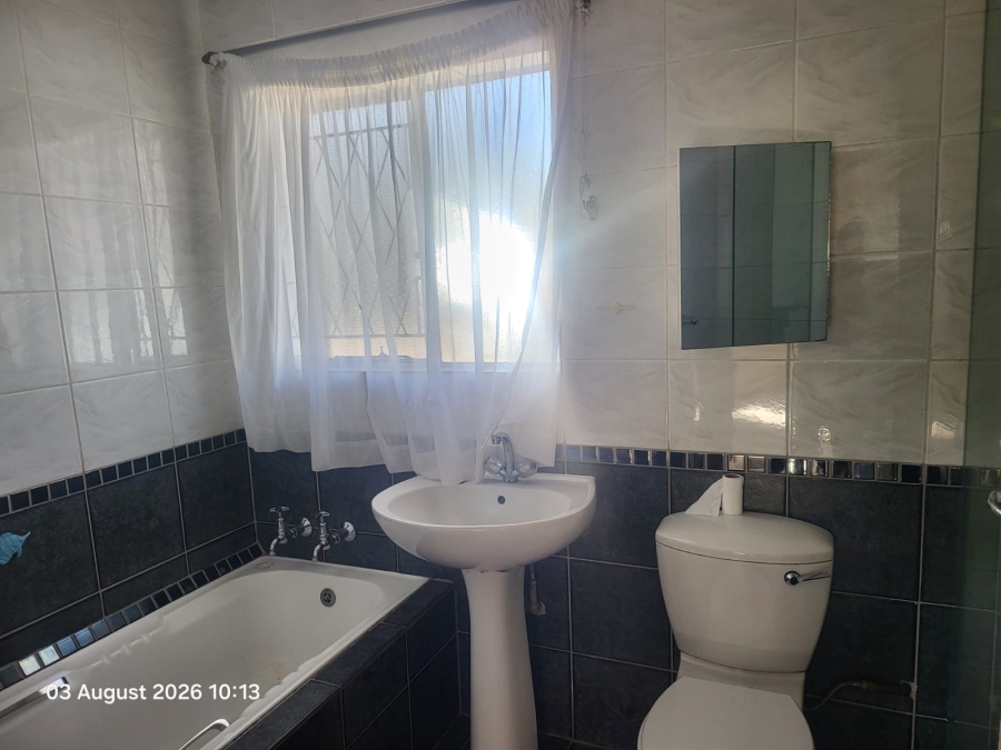 3 Bedroom Property for Sale in Petersfield Gauteng