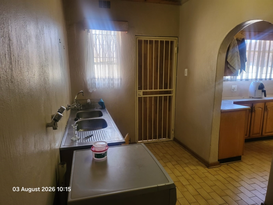 3 Bedroom Property for Sale in Petersfield Gauteng