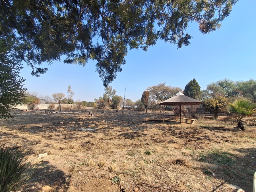 5 Bedroom Property for Sale in De Deur Gauteng