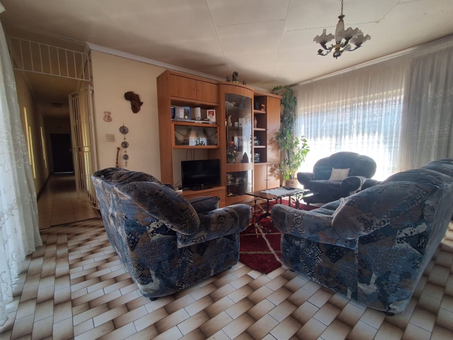 5 Bedroom Property for Sale in De Deur Gauteng