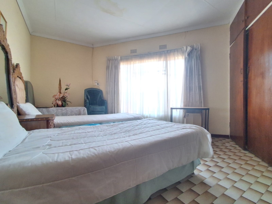 5 Bedroom Property for Sale in De Deur Gauteng