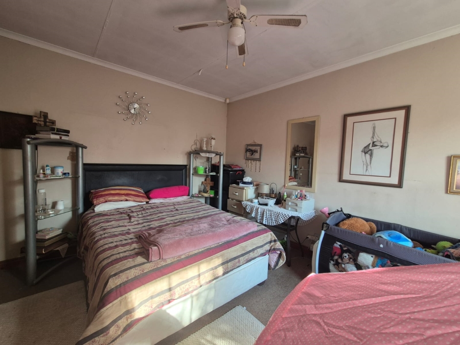 3 Bedroom Property for Sale in Vanderbijlpark SE 2 Gauteng