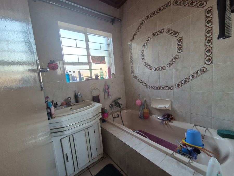 3 Bedroom Property for Sale in Vanderbijlpark SE 2 Gauteng