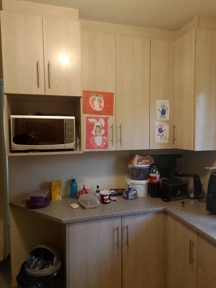 2 Bedroom Property for Sale in Booysens Gauteng
