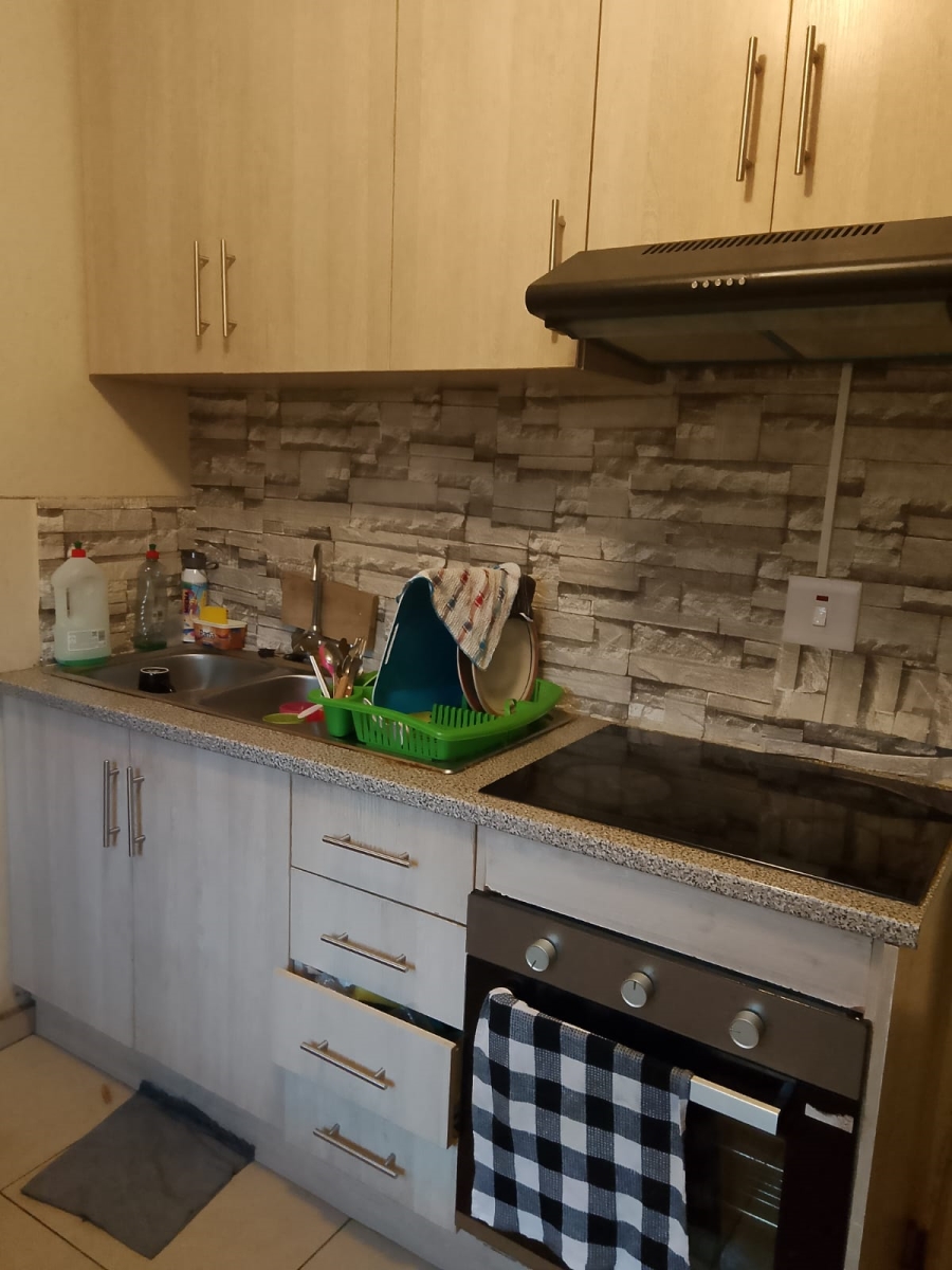 2 Bedroom Property for Sale in Booysens Gauteng