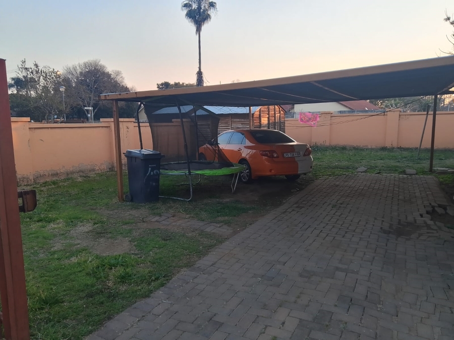 2 Bedroom Property for Sale in Booysens Gauteng