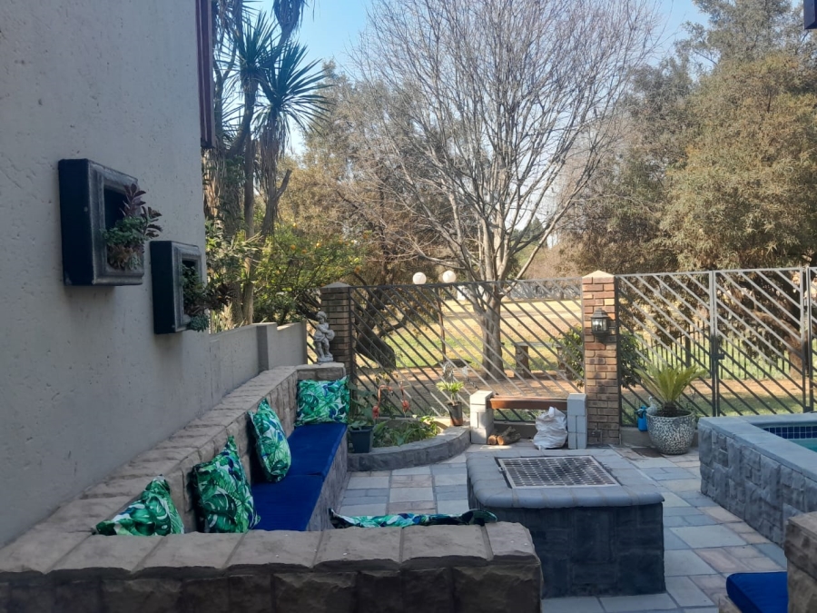 3 Bedroom Property for Sale in Blue Gill Estate Gauteng