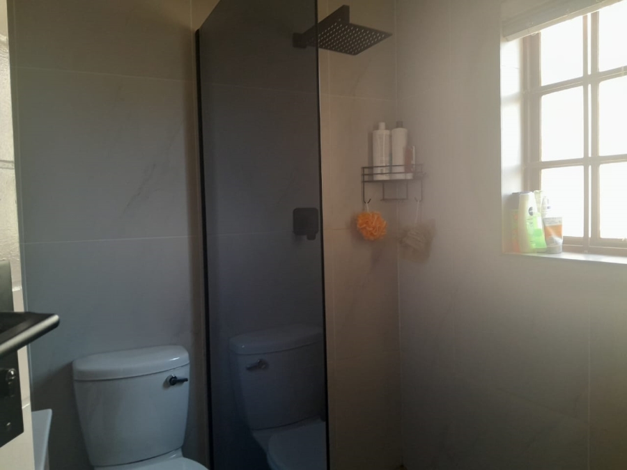 3 Bedroom Property for Sale in Blue Gill Estate Gauteng