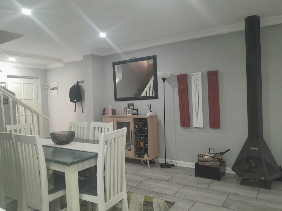 3 Bedroom Property for Sale in Blue Gill Estate Gauteng
