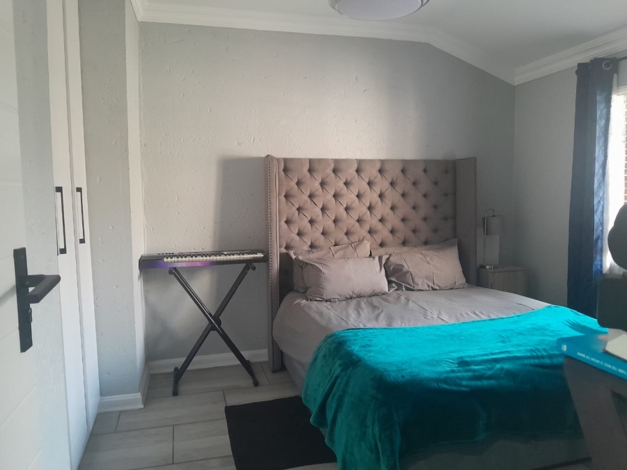 3 Bedroom Property for Sale in Blue Gill Estate Gauteng