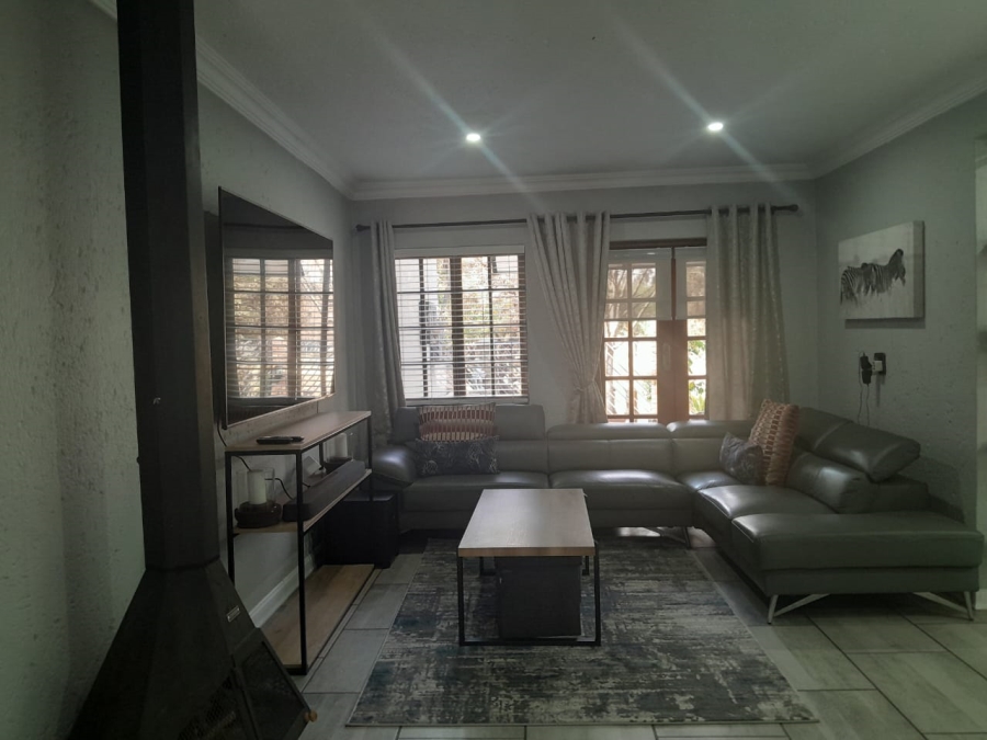 3 Bedroom Property for Sale in Blue Gill Estate Gauteng