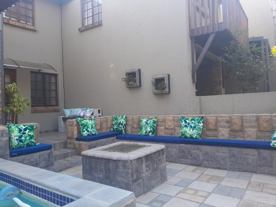 3 Bedroom Property for Sale in Blue Gill Estate Gauteng