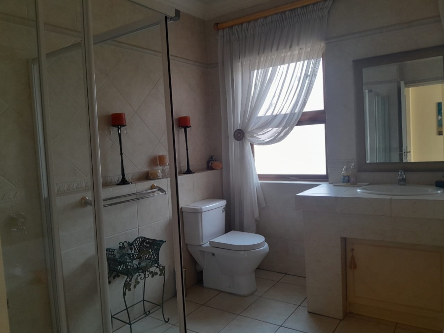 3 Bedroom Property for Sale in Glen Marais Gauteng