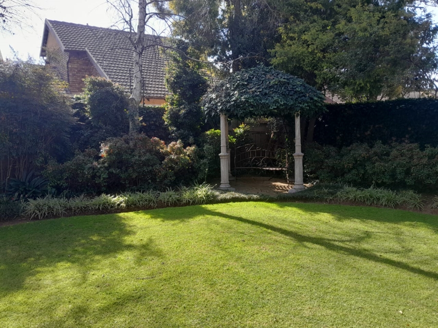 3 Bedroom Property for Sale in Glen Marais Gauteng