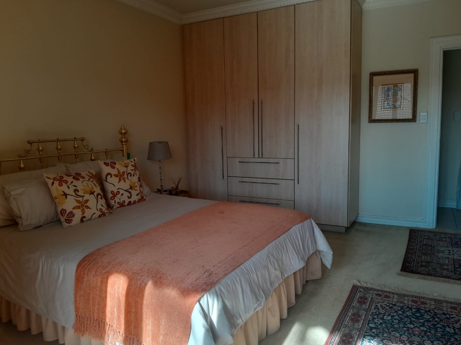 3 Bedroom Property for Sale in Glen Marais Gauteng