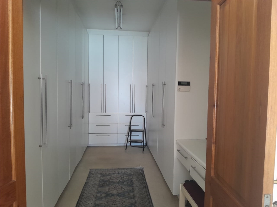 3 Bedroom Property for Sale in Glen Marais Gauteng