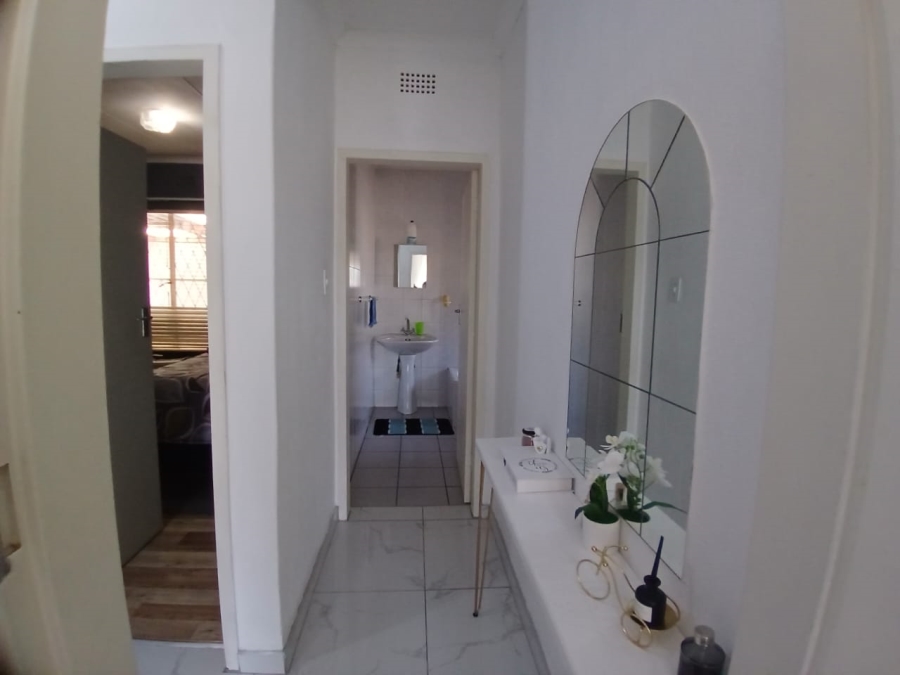 3 Bedroom Property for Sale in Simmerfield Gauteng